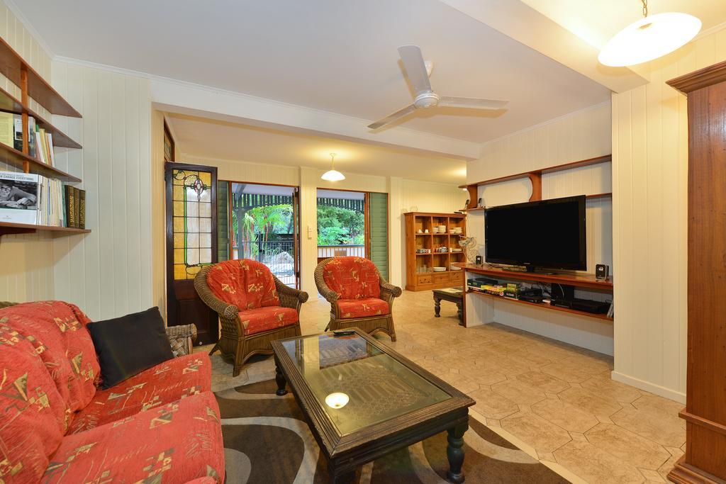 Lilybank Guest House แคนส์ ภายนอก รูปภาพ